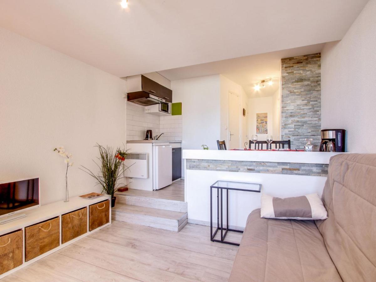 Studio Les Marinas-9 By Interhome Довил Екстериор снимка