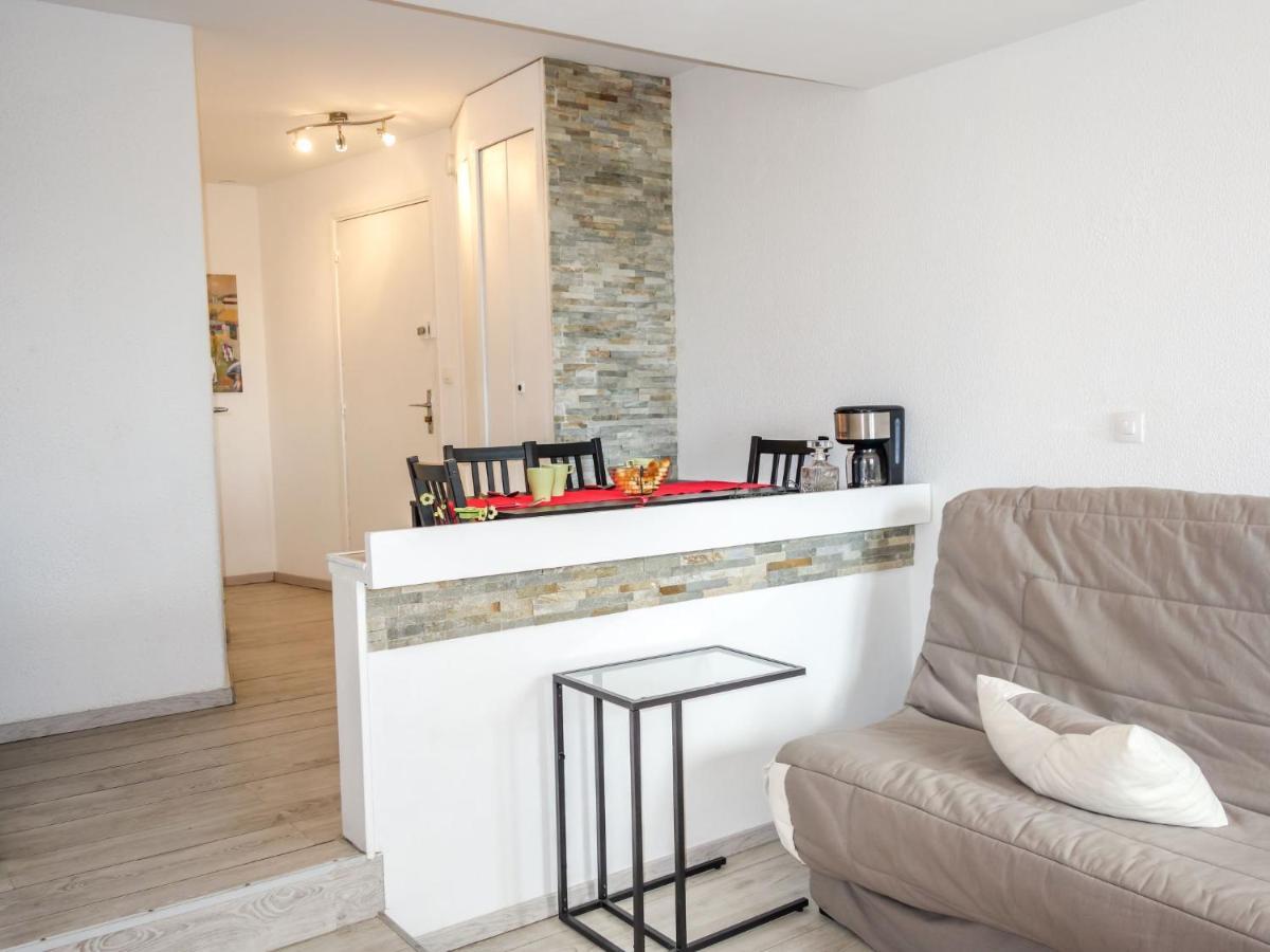 Studio Les Marinas-9 By Interhome Довил Екстериор снимка
